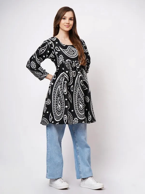 Black_Delta_Premium_Quality_Kurti_For_Women