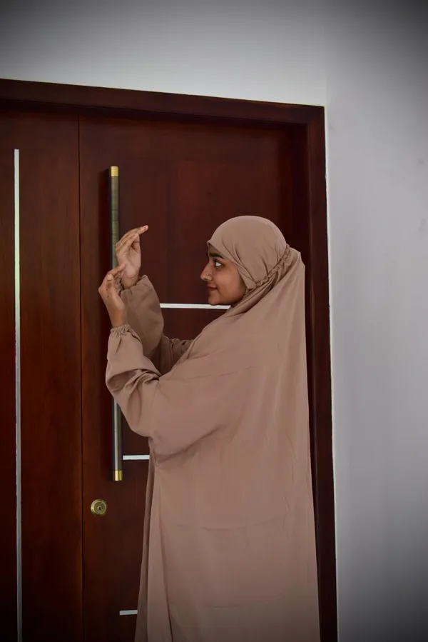 Beige_Crepe_Premium_Quality_Hijab_For_Women_NAMAZ_DRESS