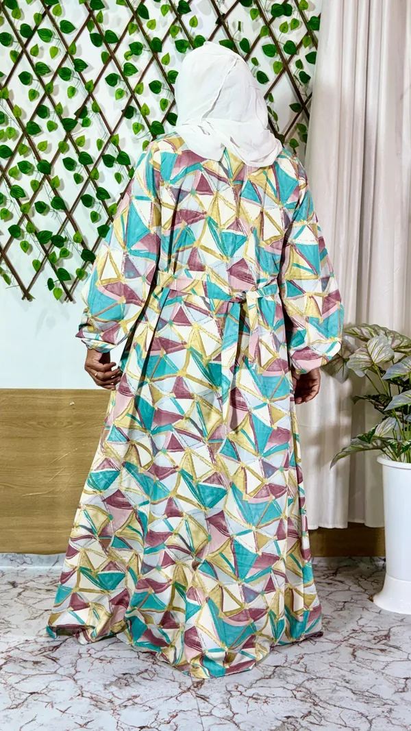 TRIANGLE_ABAYA_FOR_WOMEN