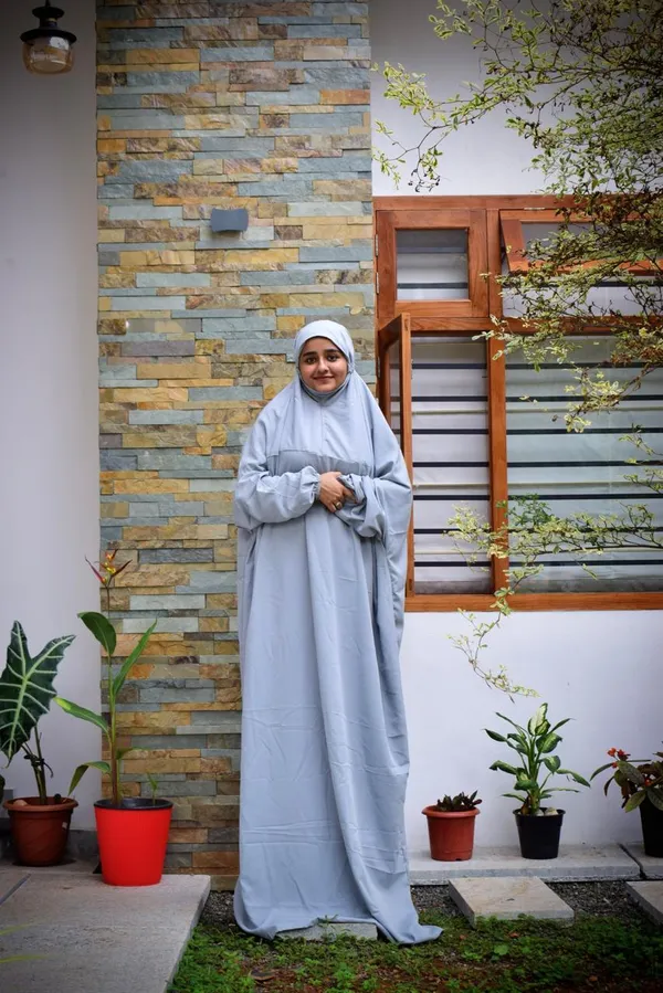 Grey_Crepe_Premium_Quality_Hijab_For_Women/jilbab_NAMAZ_DRESS