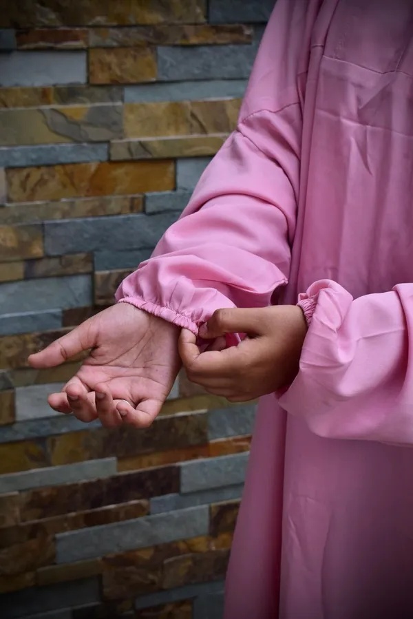 Pink_Crepe_Premium_Quality_Hijab_For_Women