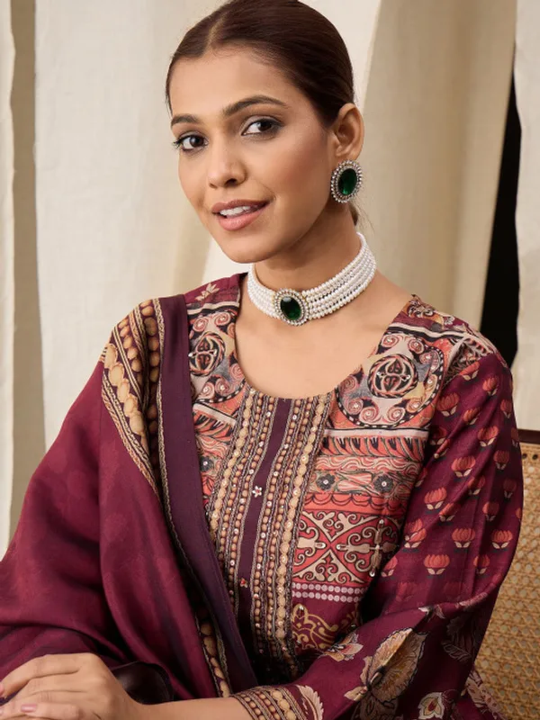 Magenta_Beige_Silk_Blend_Printed_Kurta_Trouser_Dupatta_Set