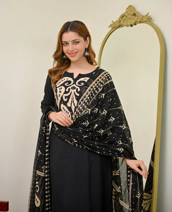 Women_Cotton_Kalamkari_Print_Kurta_Set_with_Dupatta