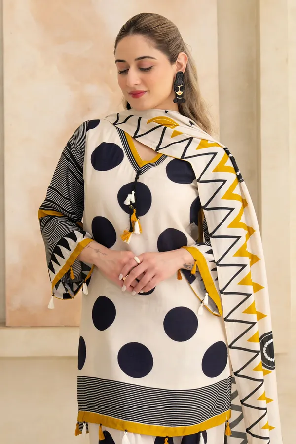 Women_Silk_Blend_Printed_Patiala_Suit_Set_with_Dupatta