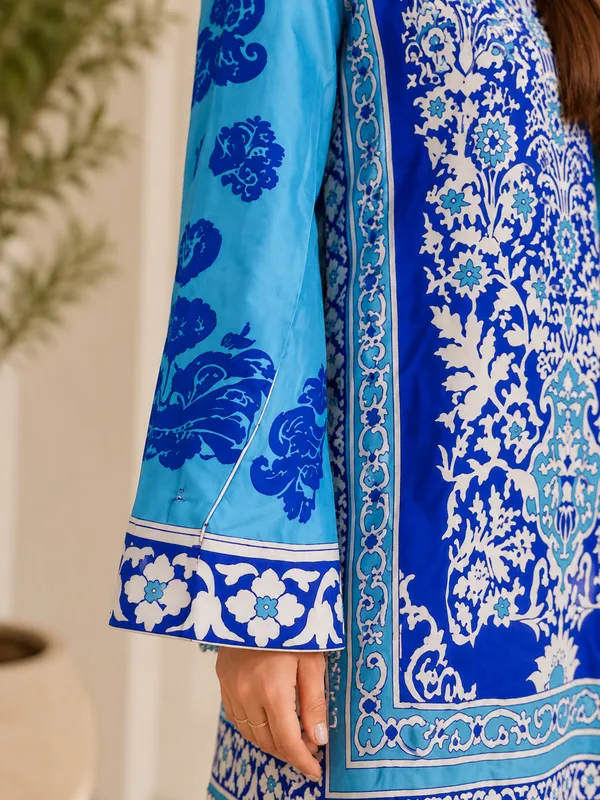 Blue_Floral_Printed_Silk_Blend_Kurta_Wide_Leg_Pant_Set