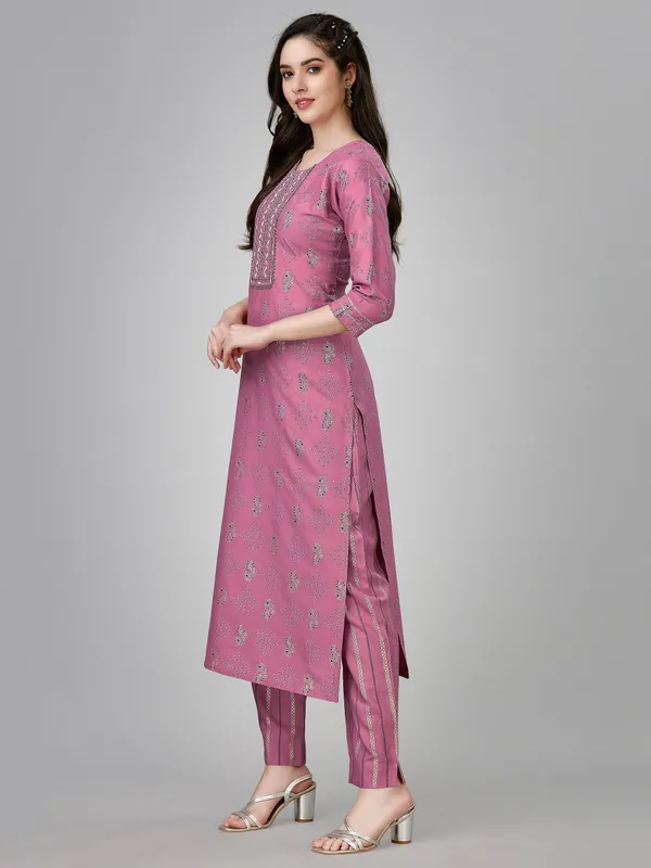 Purple_Kurta_Pant_Set_For_Women