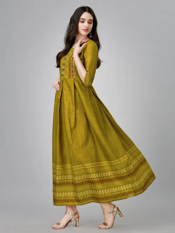 Yellow_Yellow_Embroidered_Anarkali_Kurta_For_Women