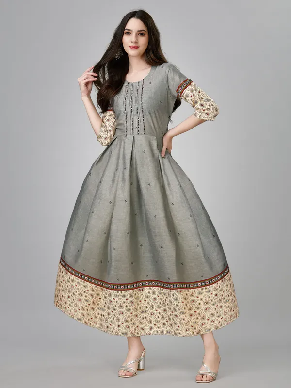 Grey_Grey_Self_Design_Anarkali_Kurta_For_Women