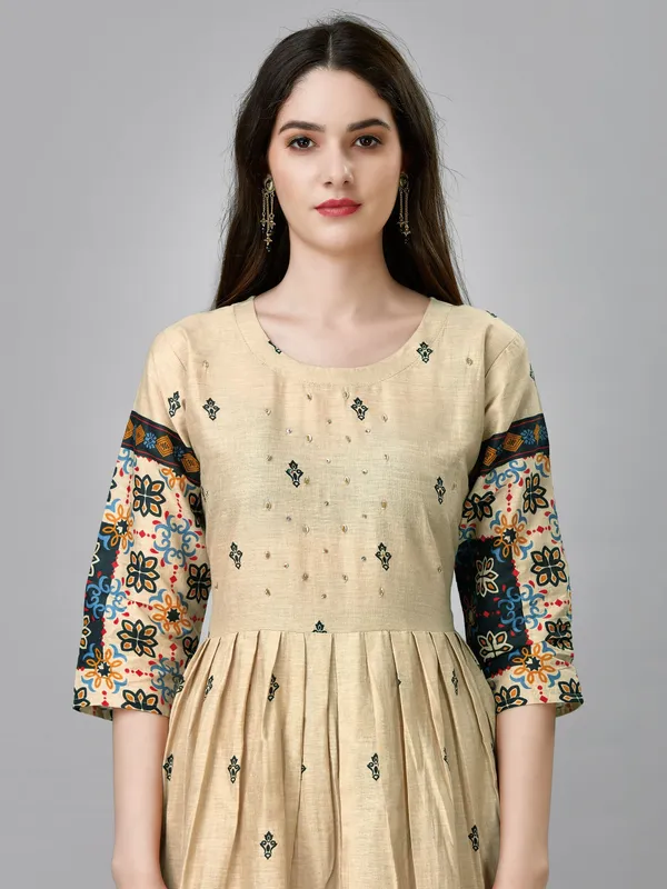 Beige_Beige_Self_Design_Anarkali_Kurta_For_Women