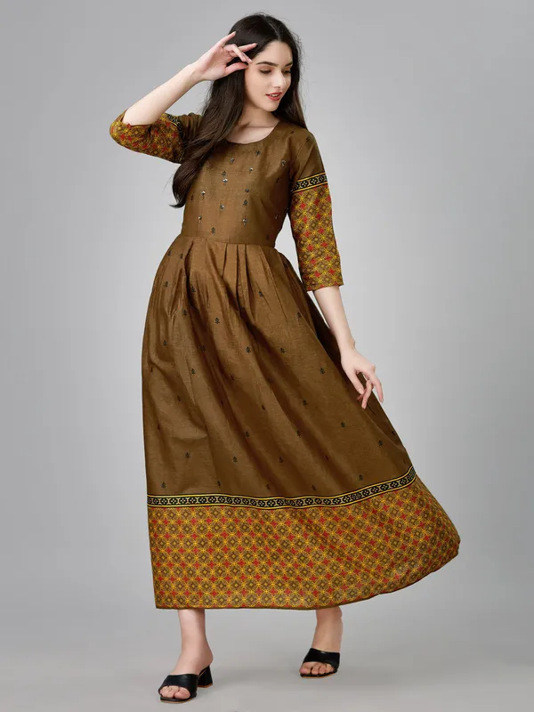 Brown_Brown_Geometric_Print_Anarkali_Kurta_For_Women