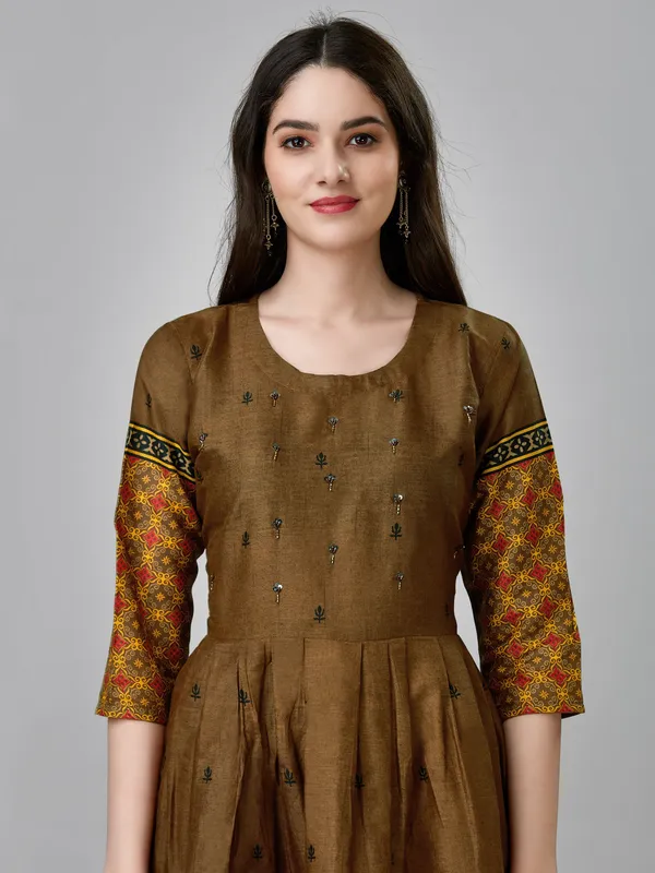 Brown_Brown_Geometric_Print_Anarkali_Kurta_For_Women
