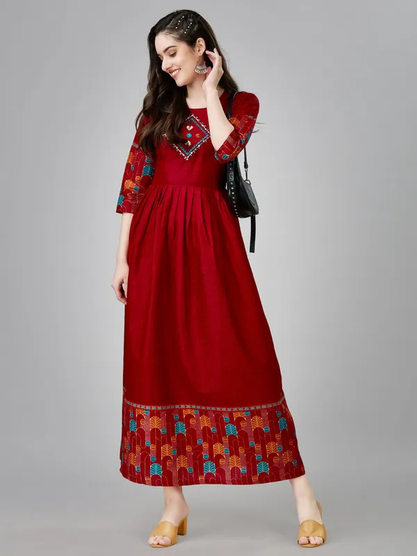 Maroon_Maroon_Embroidered_Anarkali_Kurta_For_Women