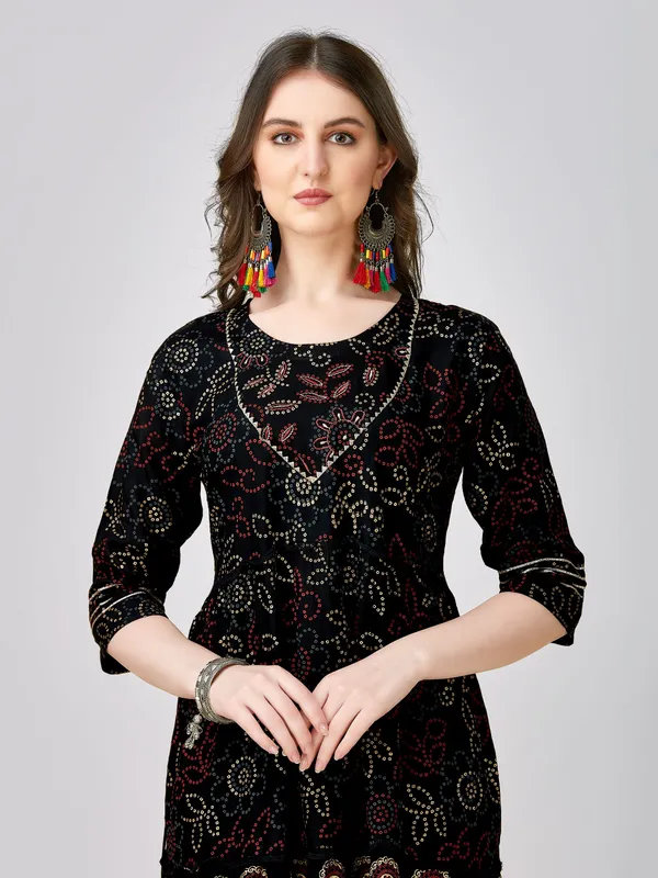 Black_Black_Self_Design_Anarkali_Kurta_For_Women