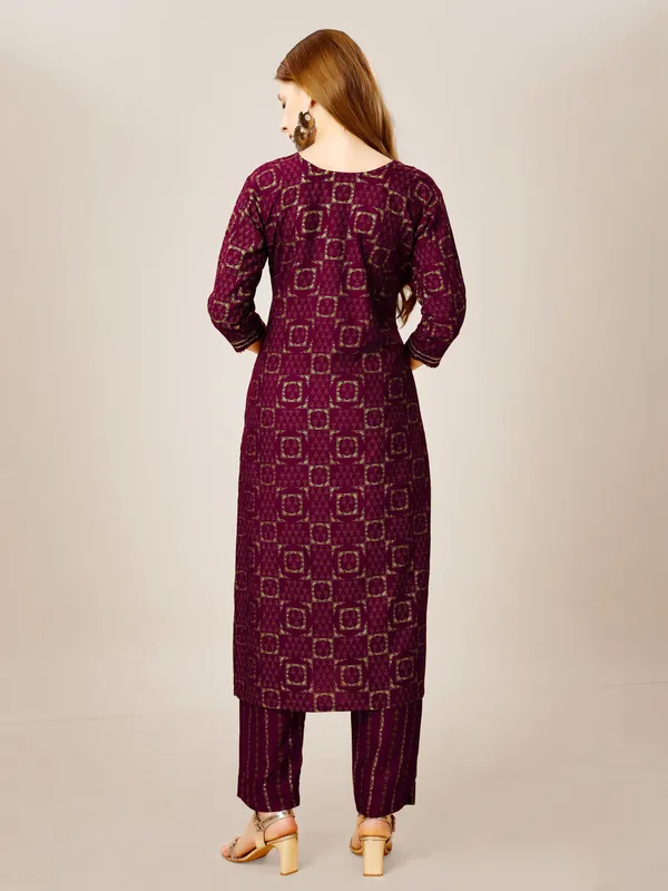 Maroon_&_Purple_Kurta_Pant_Set_For_Women