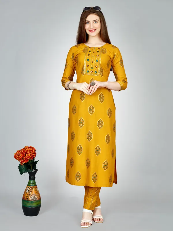 Yellow_Kurta_Pant_Set_For_Women