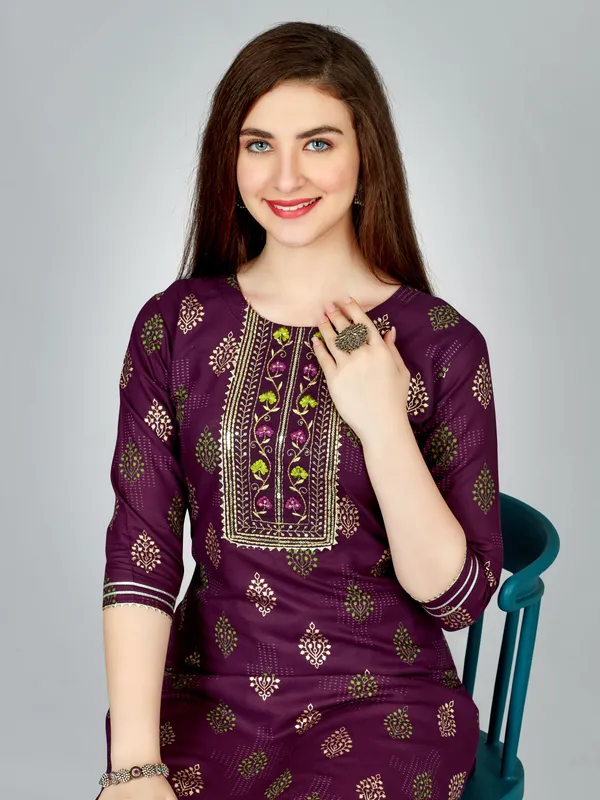 Purple_&_Purple_New_Kurta_Pant_Set_For_Women