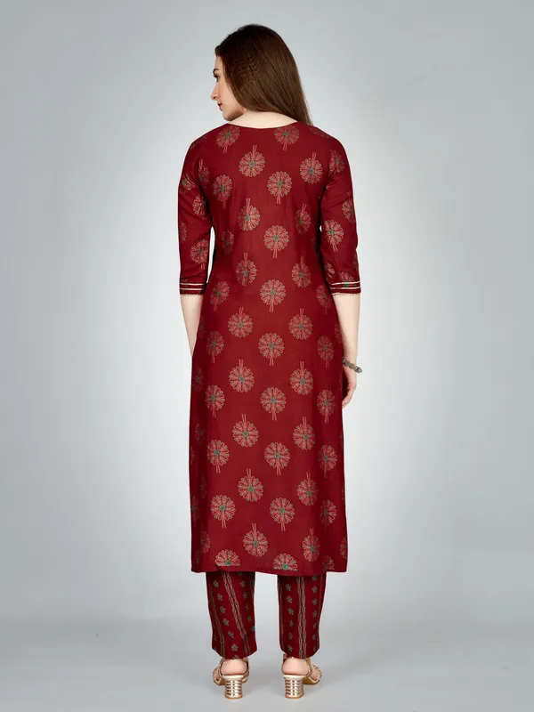 Maroon_Kurta_Pant_Set_For_Women