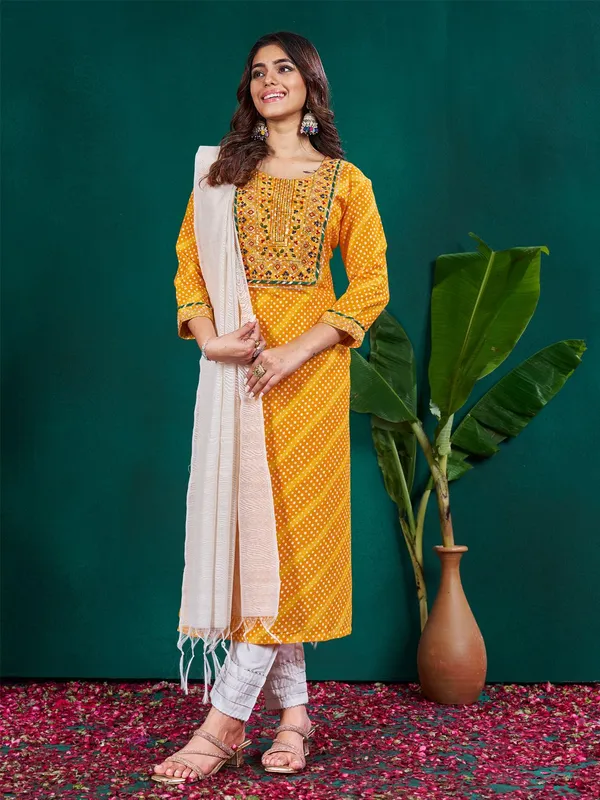 Yellow_Kurta_Pant_Dupatta_Set_For_Women