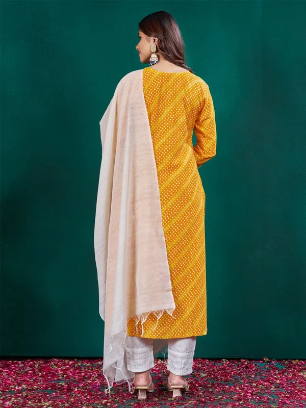 Yellow_Kurta_Pant_Dupatta_Set_For_Women