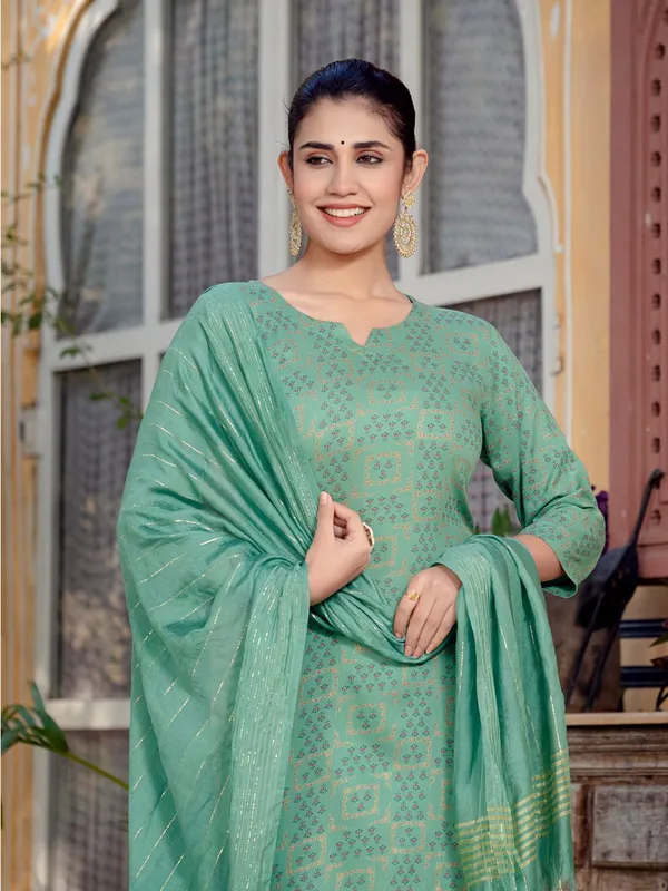 Green_&_Pista_Kurta_Pant_Dupatta_Set_For_Women