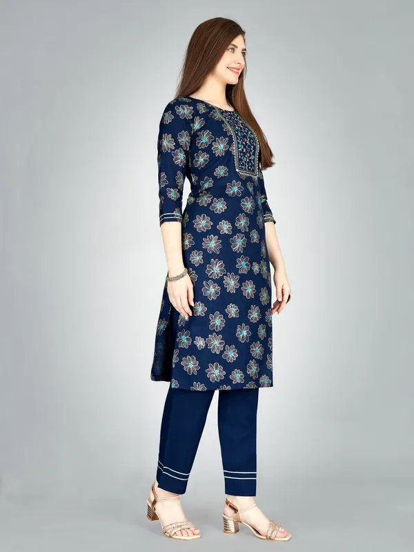 Dark_Blue_&_Navy_Blue_Kurta_Pant_Set_For_Women