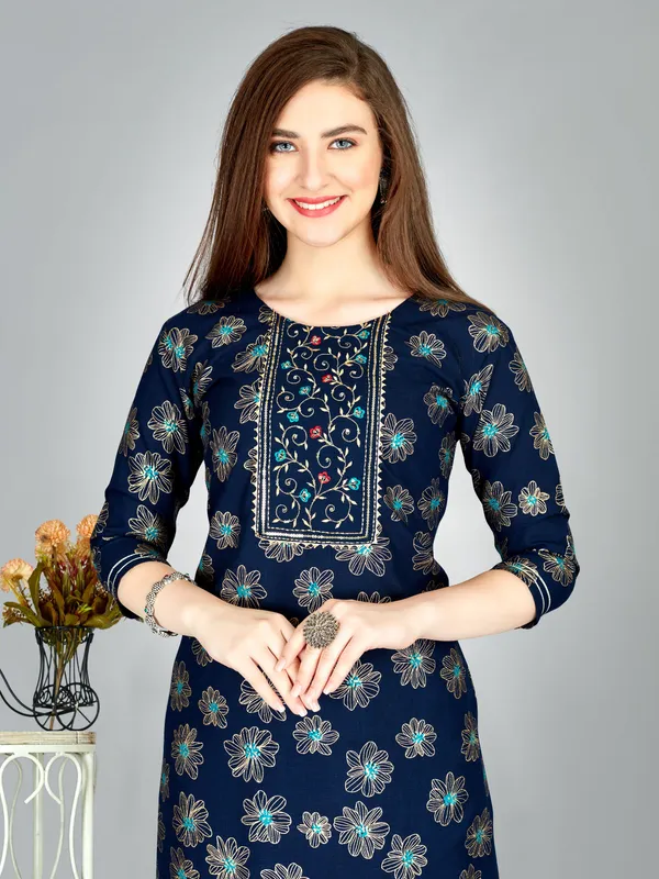 Dark_Blue_&_Navy_Blue_Kurta_Pant_Set_For_Women