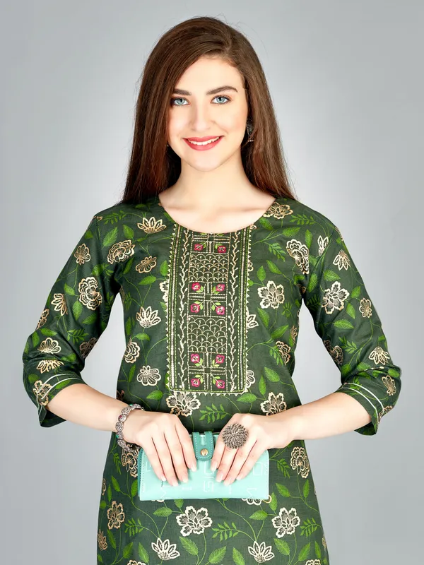 Dark_Green_Kurta_Pant_Set_For_Women