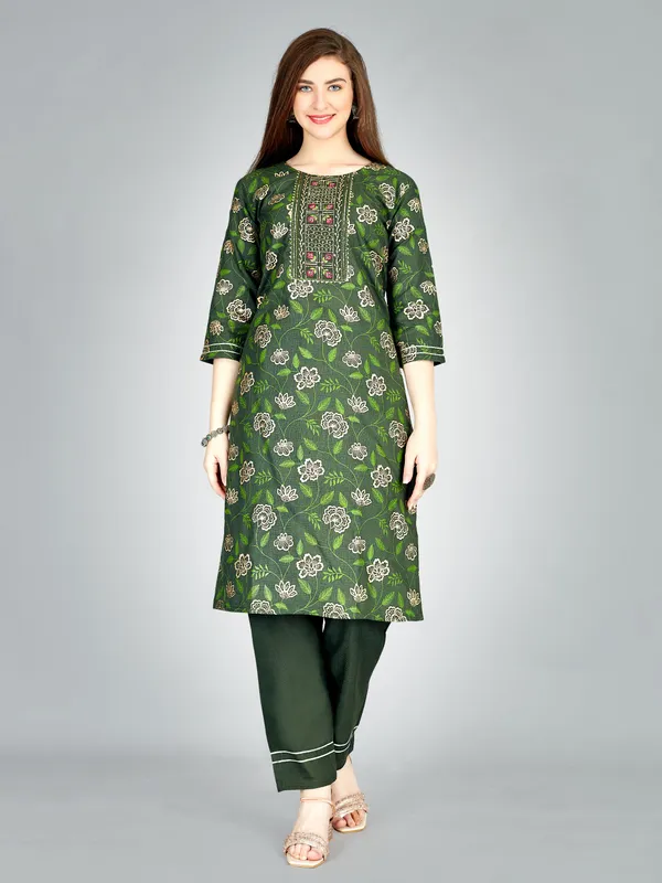 Dark_Green_Kurta_Pant_Set_For_Women