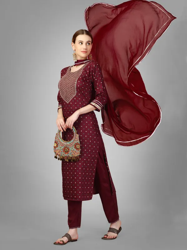 Maroon_Kurta_Pant_Dupatta_Set_For_Women