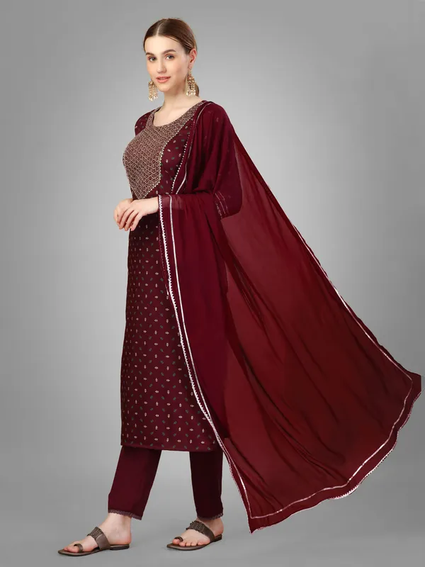 Maroon_Kurta_Pant_Dupatta_Set_For_Women