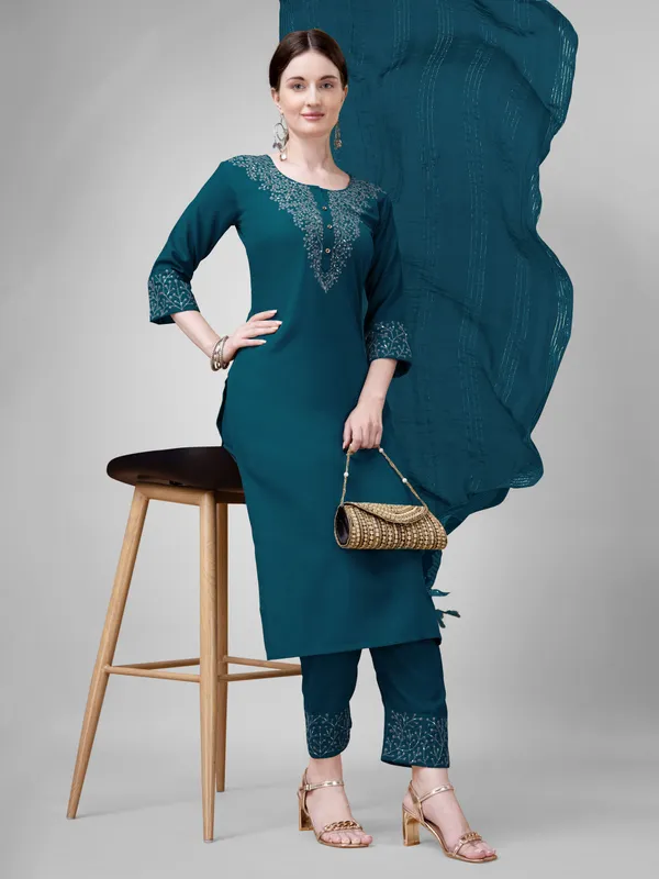 Blue_&_Morpich_Kurta_Pant_Dupatta_Set_For_Women