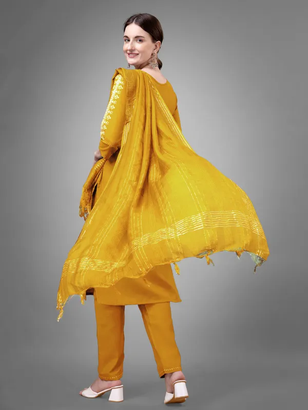 Yellow_Kurta_Pant_Dupatta_Set_For_Women