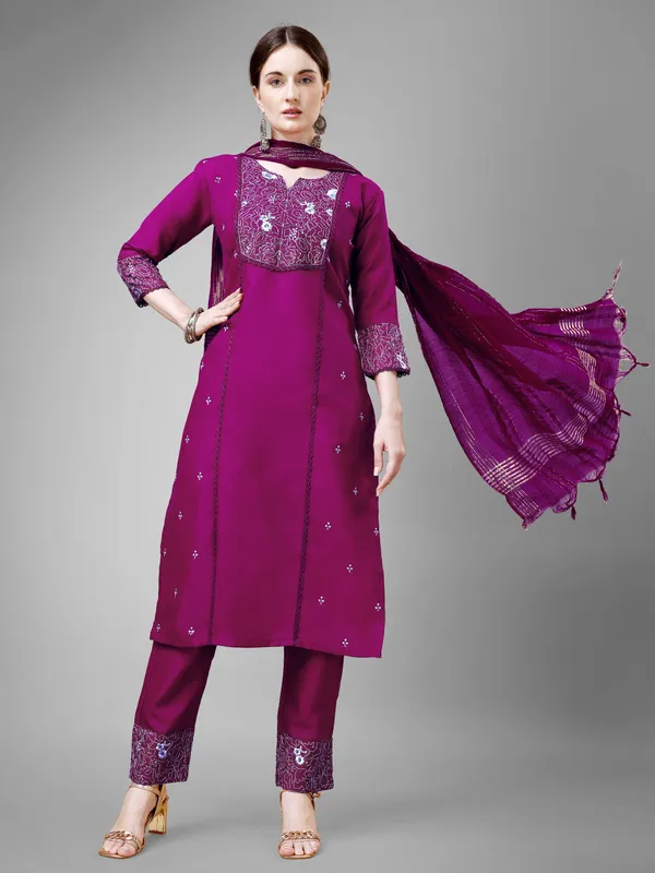 Purple_Kurta_Pant_Dupatta_Set_For_Women