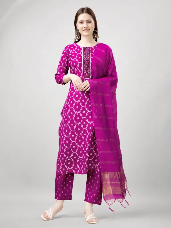 Pink_Kurta_Pant_Dupatta_Set_For_Women