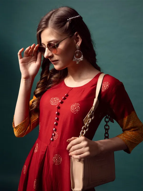 Maroon_Maroon_Printed_Flared_Kurta_For_Women
