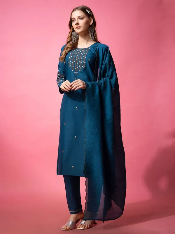 Blue_&_Morpichh_Kurta_Pant_Dupatta_Set_For_Women