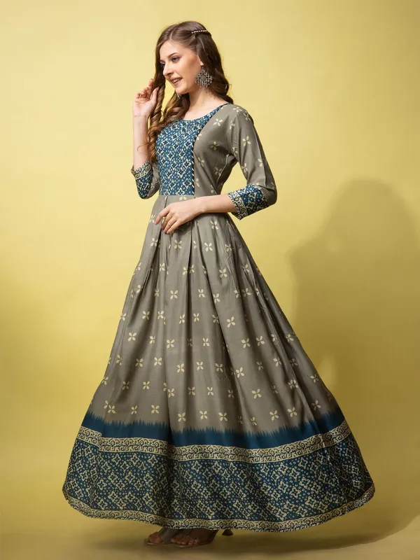 Grey_Grey_Printed_Anarkali_Kurta_For_Women