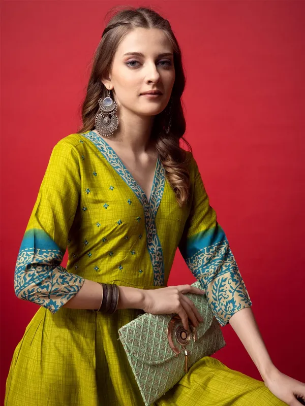 Green_&_Parrot_Green_Printed_Anarkali_Kurta_For_Women