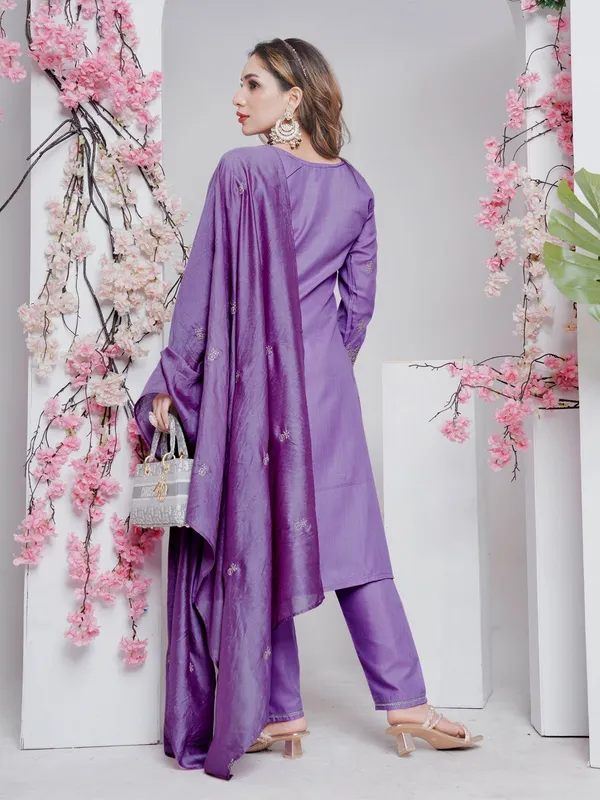 Purple_&_Lavender_Kurti_Pant_Dupatta_Set_For_Women