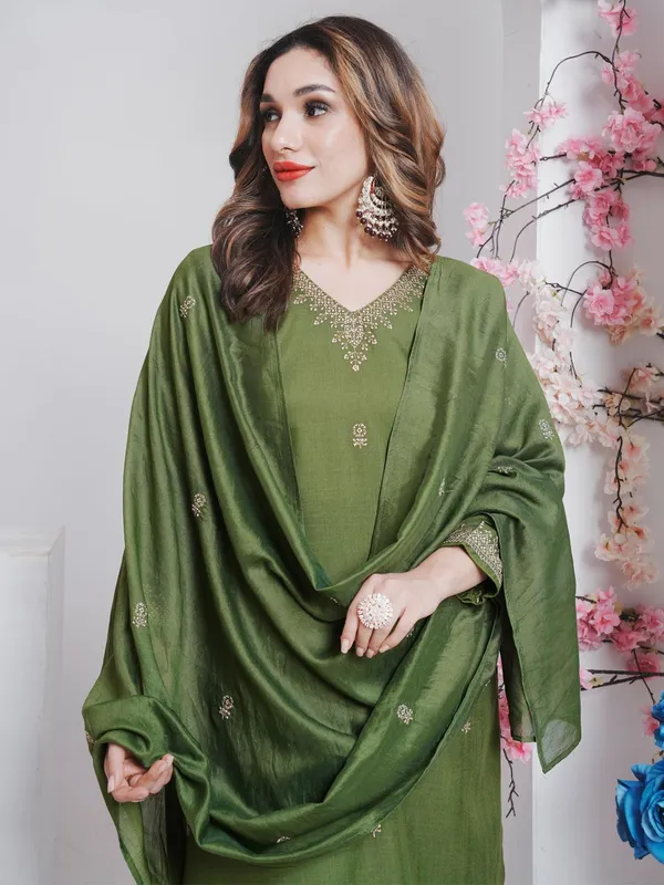 Green_&_Mehendi_Kurti_Pant_Dupatta_Set_For_Women