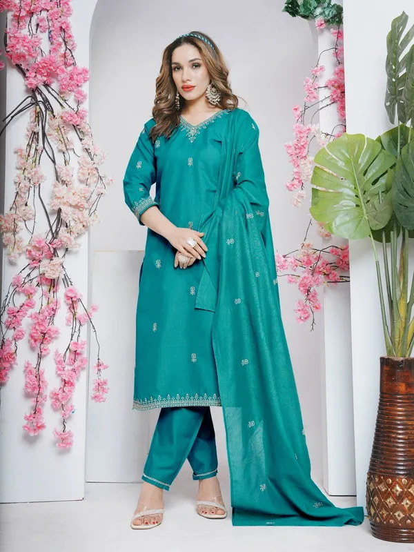 Green_&_Rama_Kurti_Pant_Dupatta_Set_For_Women