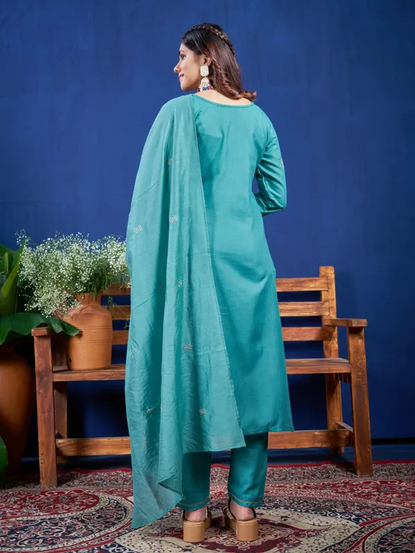 Green_&_Teal_Kurti_Pant_Dupatta_Set_For_Women
