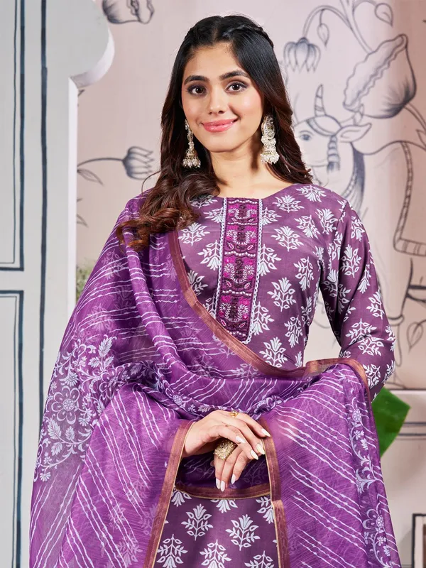 Purple_Kurta_Pant_Dupatta_Set_For_Women