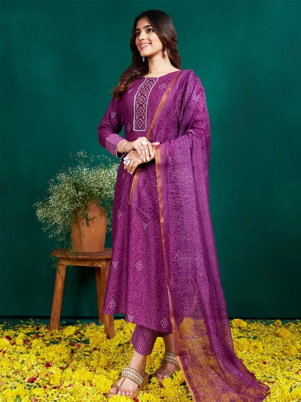 Purple_Kurta_Pant_Dupatta_Set_For_Women