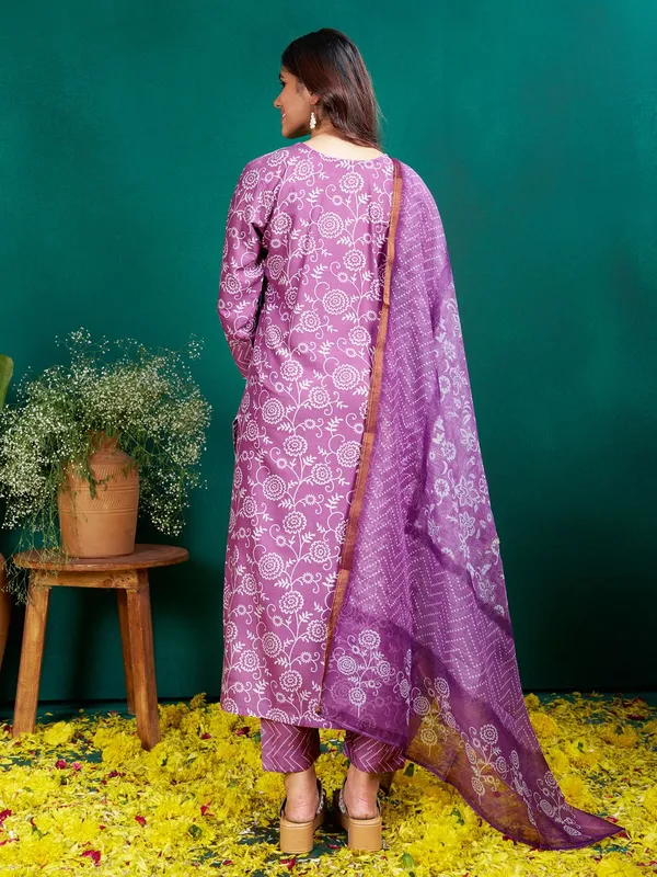 Purple_Kurta_Pant_Dupatta_Set_For_Women