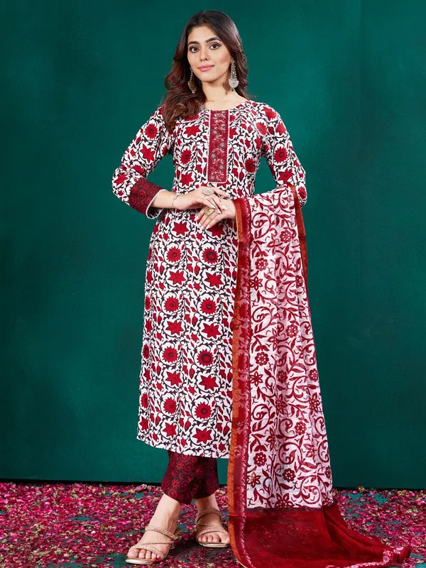 Red_Kurta_Pant_Dupatta_Set_For_Women