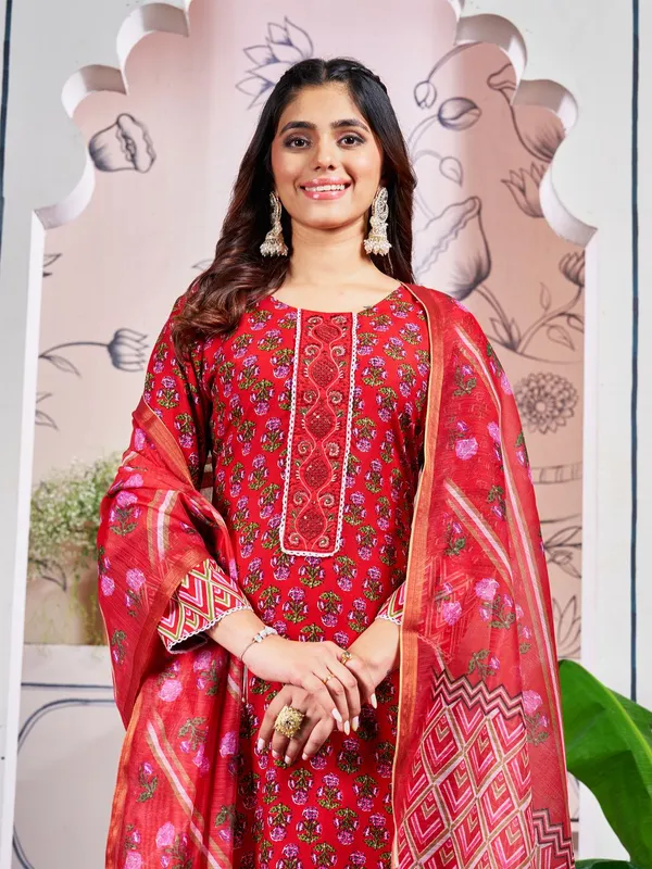 Red_Kurta_Pant_Dupatta_Set_For_Women