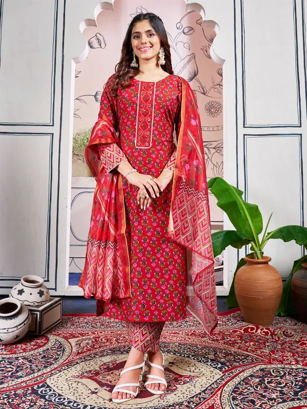 Red_Kurta_Pant_Dupatta_Set_For_Women