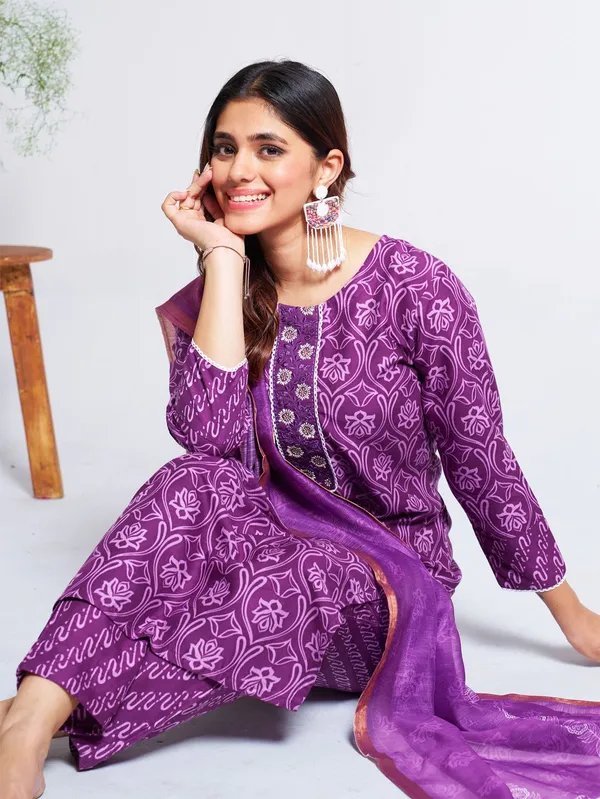 Purple_Kurta_Pant_Dupatta_Set_For_Women