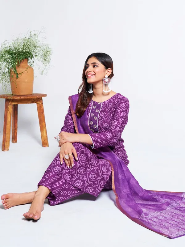 Purple_Kurta_Pant_Dupatta_Set_For_Women